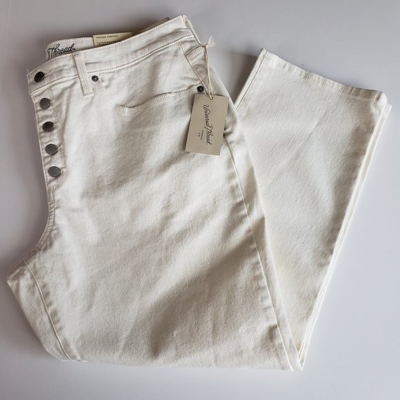 Universal Thread Denim - UNIVERSAL THREAD High Rise Straight Crop Jeans 16R
